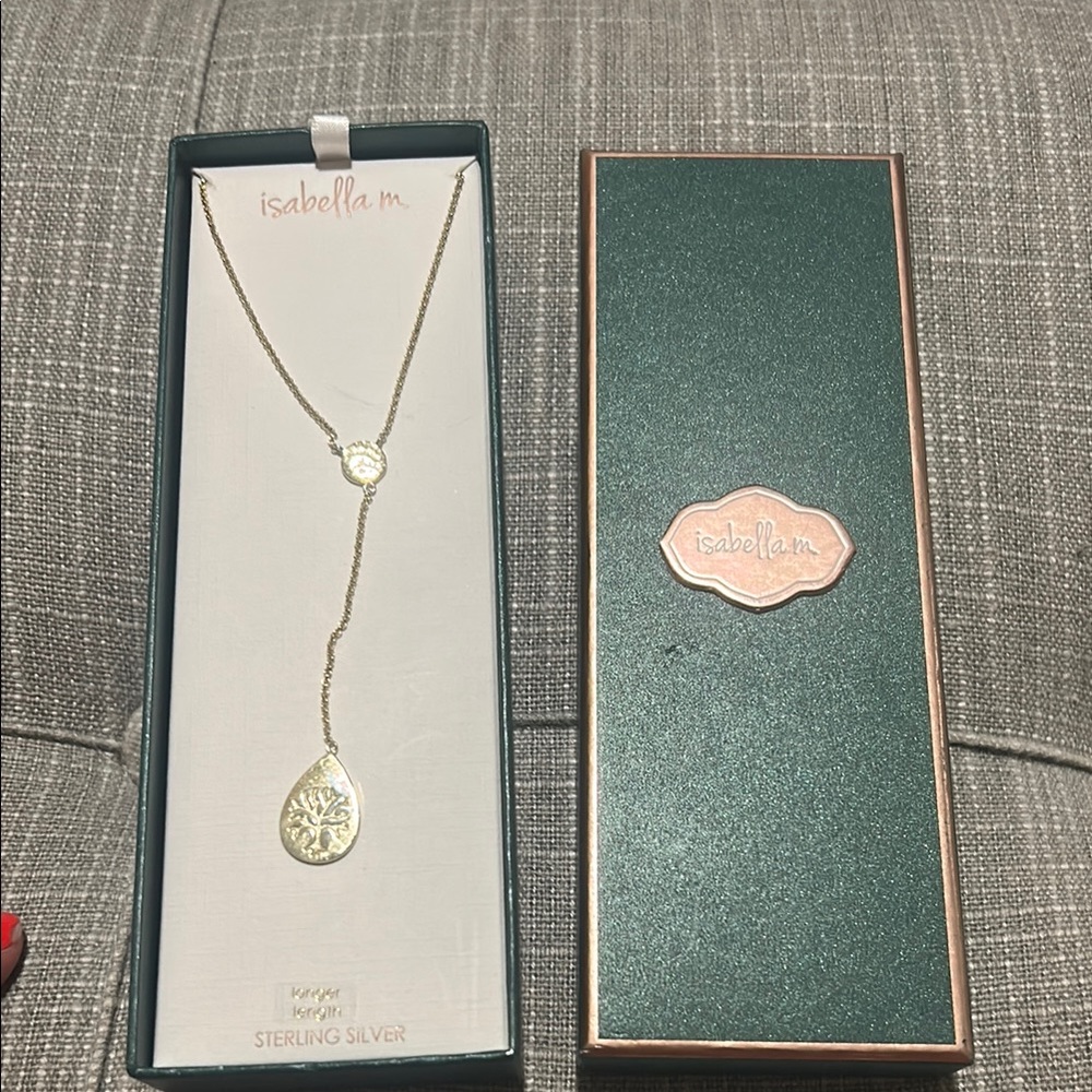 Elegant Silver and Gold Lariat Necklace